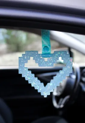 TSURIKAWA PIXEL HEART  - POWDER