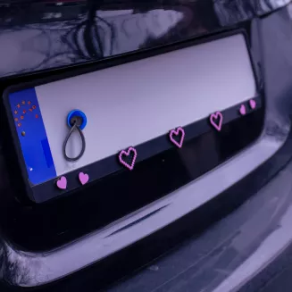 RAMKA TABLICY REJESTRACYJNEJ - PIXEL HEART (1 szt.) - 2