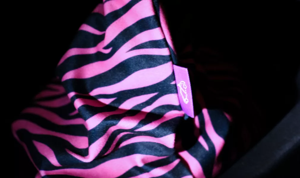 SHIFT BOOT COVER/OSŁONA DŹWIGNI ZMIANY BIEGÓW -  ZEBRA PINK
