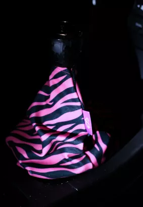 SHIFT BOOT COVER/OSŁONA DŹWIGNI ZMIANY BIEGÓW -  ZEBRA PINK