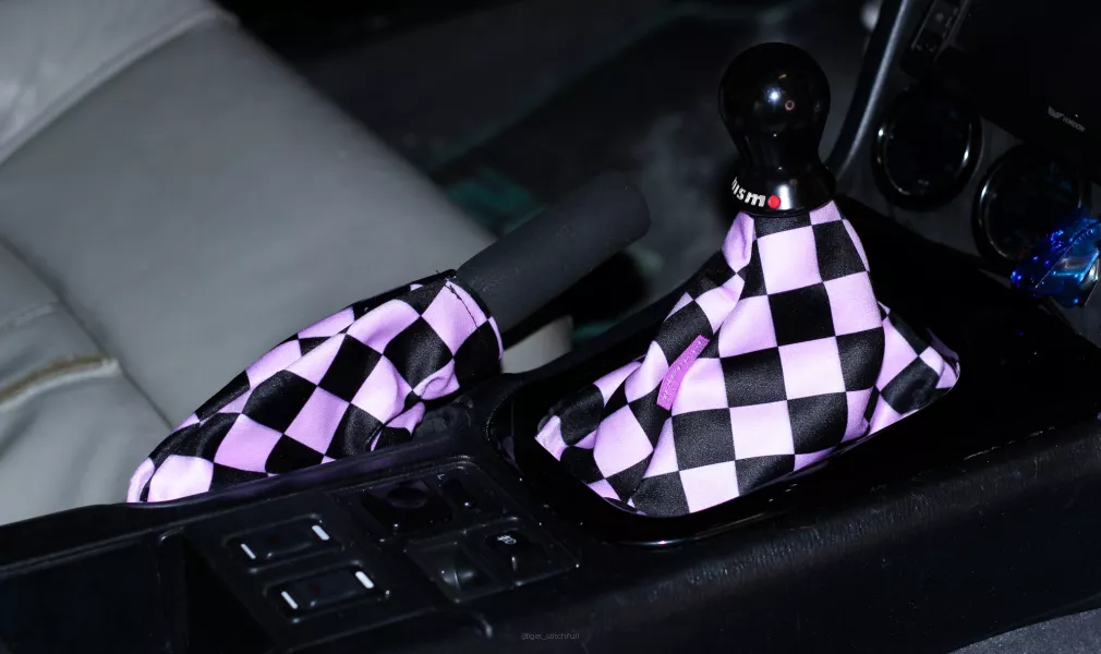 SHIFT BOOT COVER/OSŁONA DŹWIGNI ZMIANY BIEGÓW - Violet checker