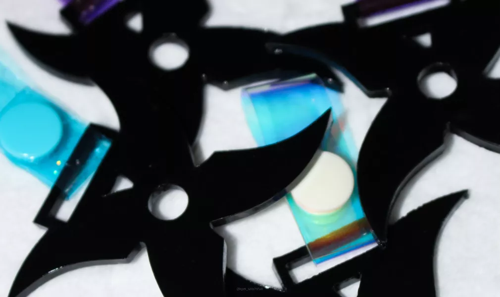 MINI TSURI KEYCHAIN SHURIKEN